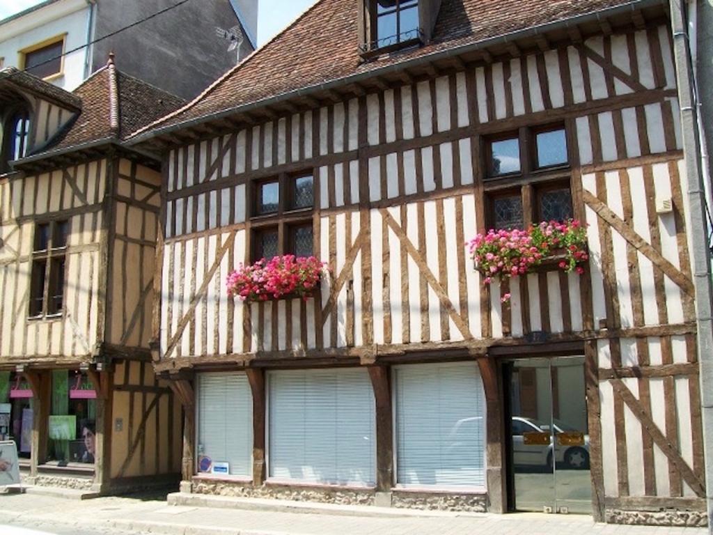Le Clos Saint Nizier Troyes - Cathedrale- Parking - Wifi Dış mekan fotoğraf